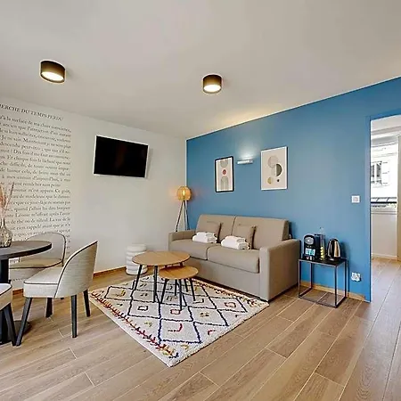 Elegant With Rooftop - 1br4p - Vanves