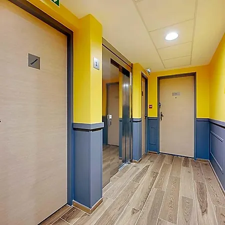 Appartement Elegant With Rooftop - 1br4p - Vanves